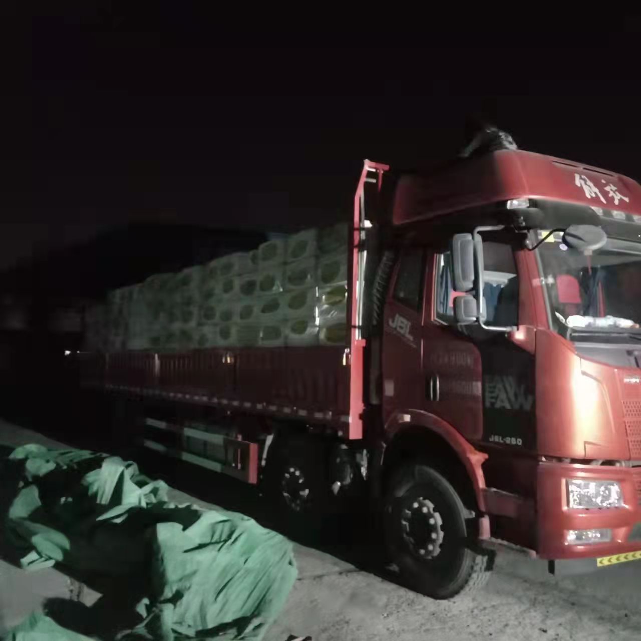 岩棉保温板